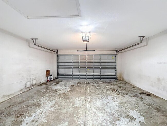 Building Photo - 6358 SW 155th Pl