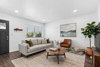 Building Photo - Renovated Hayward Home: Central AC, Garage, and Modern Upgrades