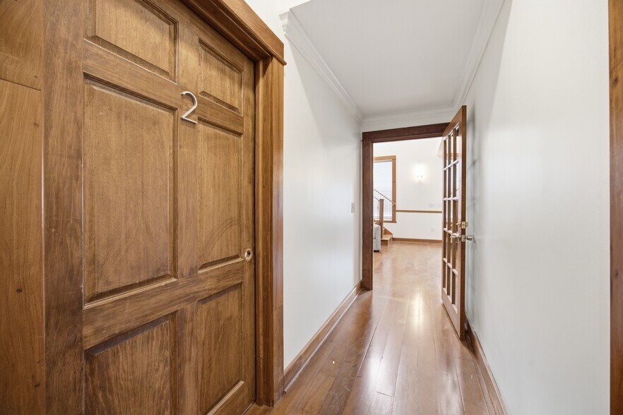 Building Photo - 823 McCallie Ave