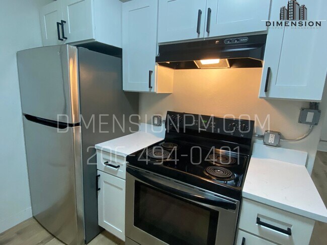 Interior Photo - 2331 Rockefeller Ave