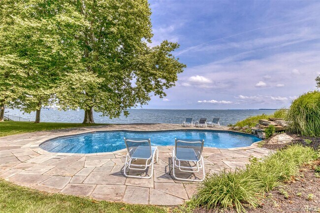 Building Photo - 11120 Main Rd