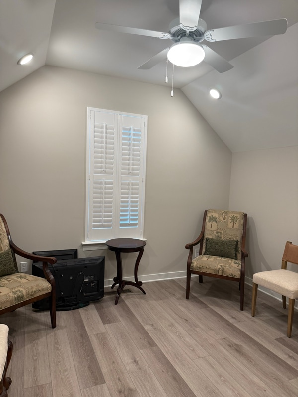 Building Photo - 1725 Coburn St