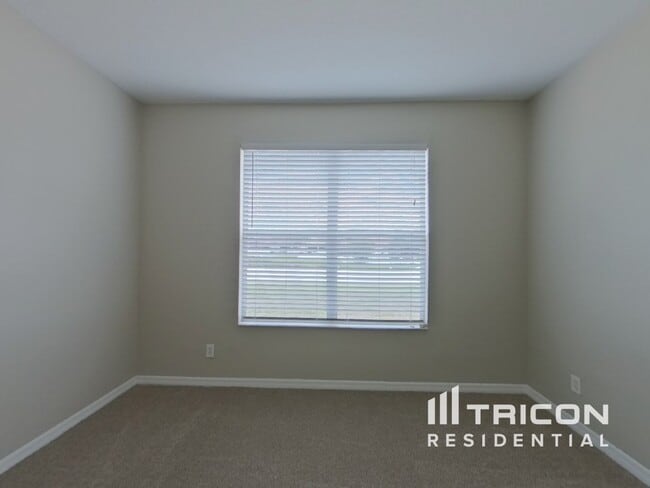Building Photo - 8306 Moccasin Trail Dr