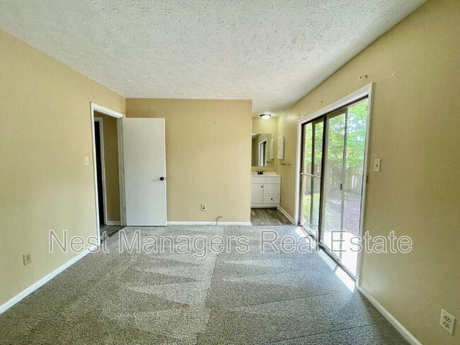 Building Photo - 4609 Fen Ct