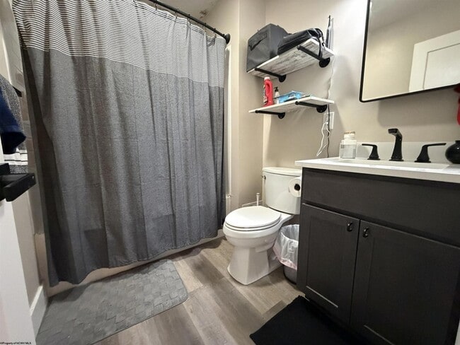 Building Photo - 32 Highland Ave