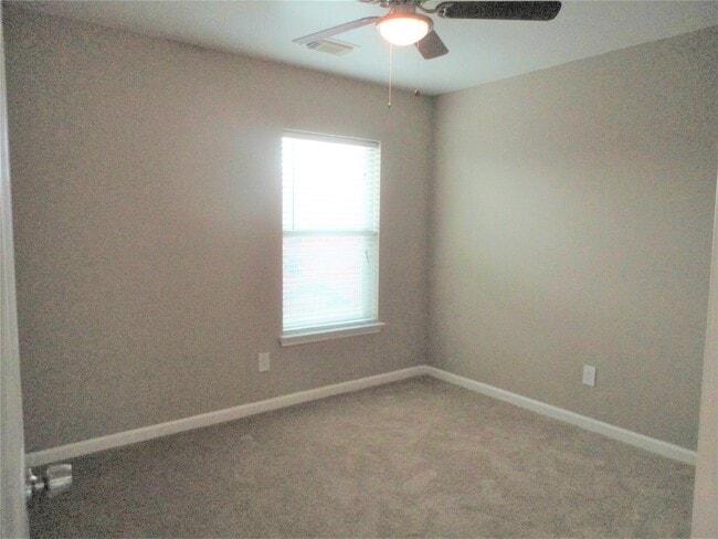 Building Photo - 18142 Flower Grove Ct