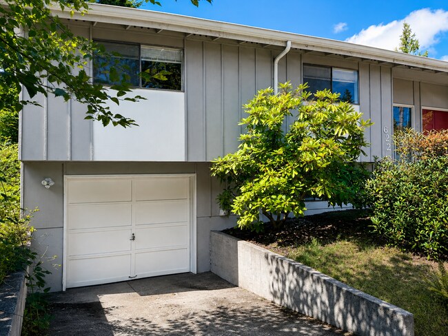 Building Photo - Beautiful Split-Level Home with Fireplace, Deck, Garage, and EV Charger