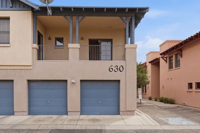 Building Photo - 630 Harvill Dr