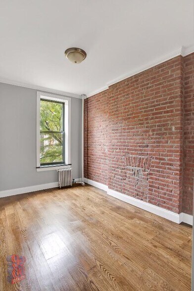 Building Photo - 436 W 52nd St