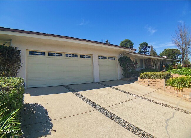 Building Photo - 3067 Corda Dr