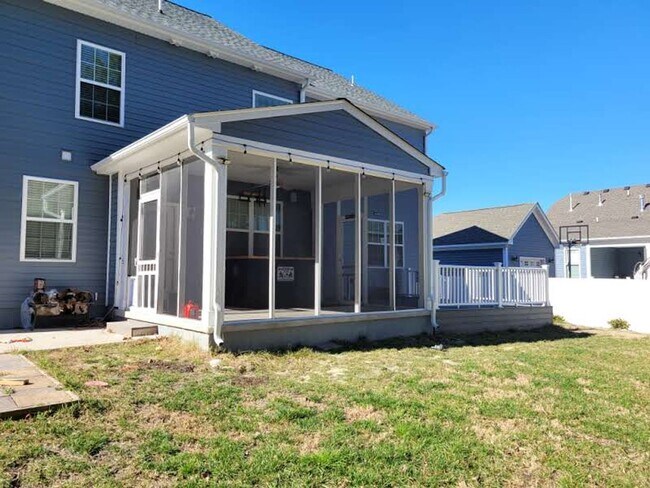 Building Photo - 509 Ackerman Ln