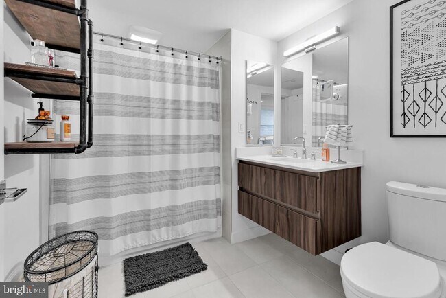 Building Photo - 37 L St SE