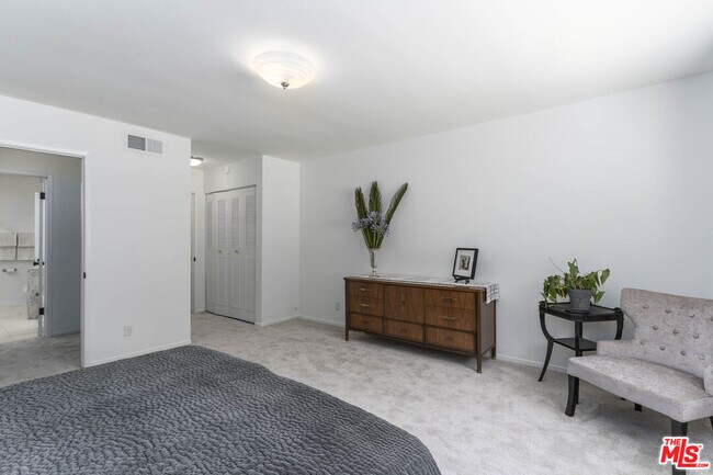 Building Photo - 4139 Magna Carta Rd