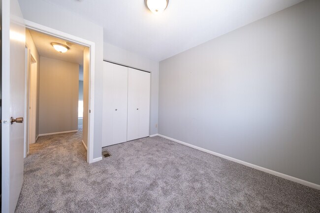 Building Photo - 7677 Whitney Dr