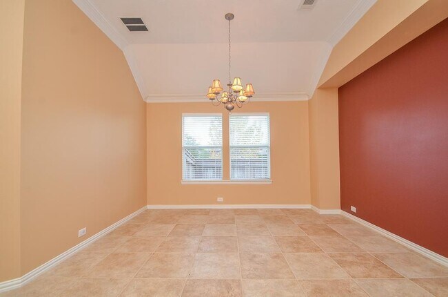 Building Photo - 7114 Cornflower Ln
