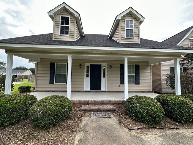 Building Photo - 789 Spence Dr