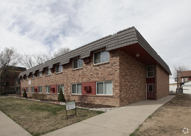 Primary Photo - Library Park Apartments