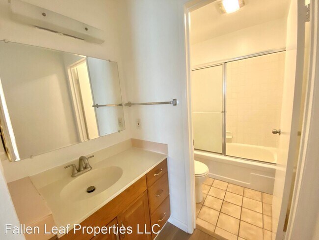 Building Photo - 1 br, 1 bath House - 155 Pearl St. #304