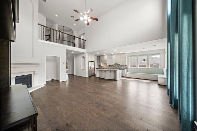 Building Photo - 3907 Pinecrest Peak Dr