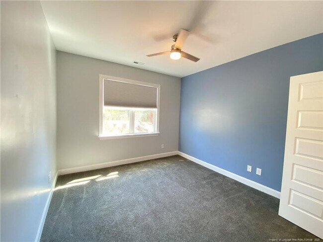 Building Photo - 616 Courtland Dr