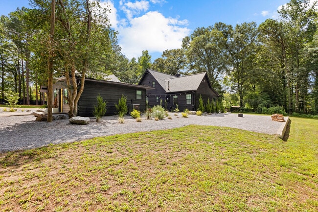 Building Photo - 1675 Highway 92 S