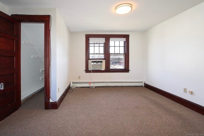 Building Photo - 29 Cumberland St