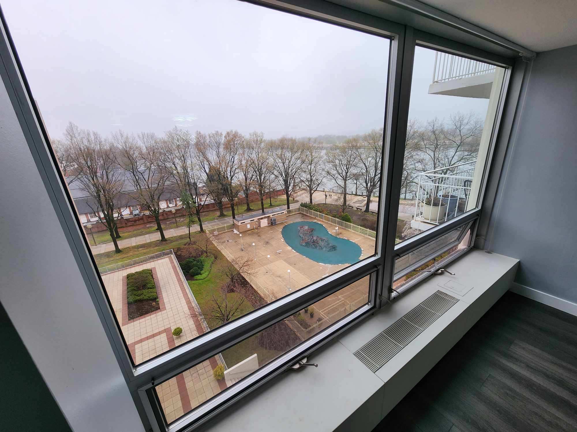 View - 1425 4th St SW