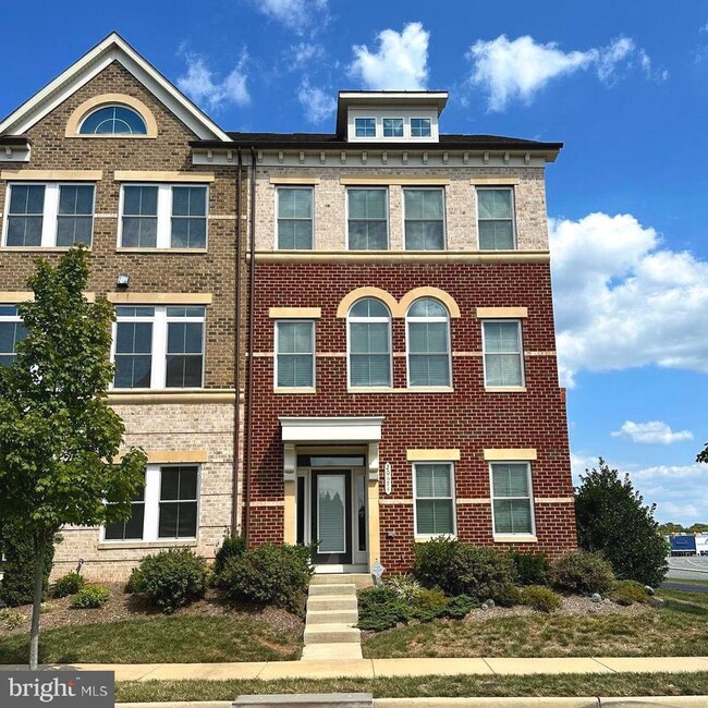 Building Photo - 20674 Duxbury Terrace