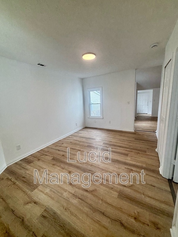 Building Photo - 831 Meigs Ave