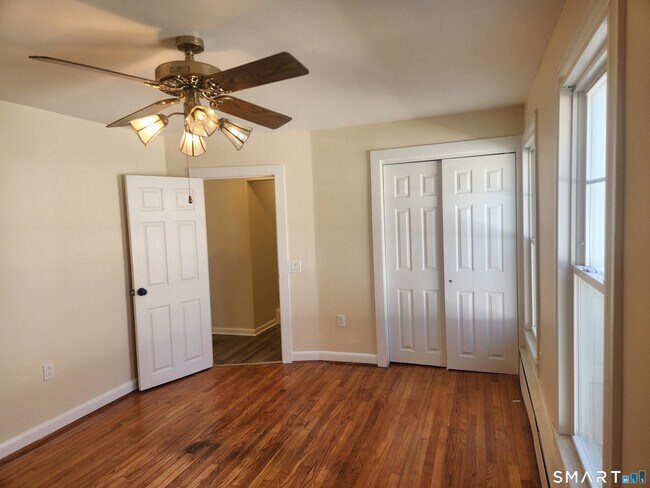 Building Photo - 2 Tolland Grn