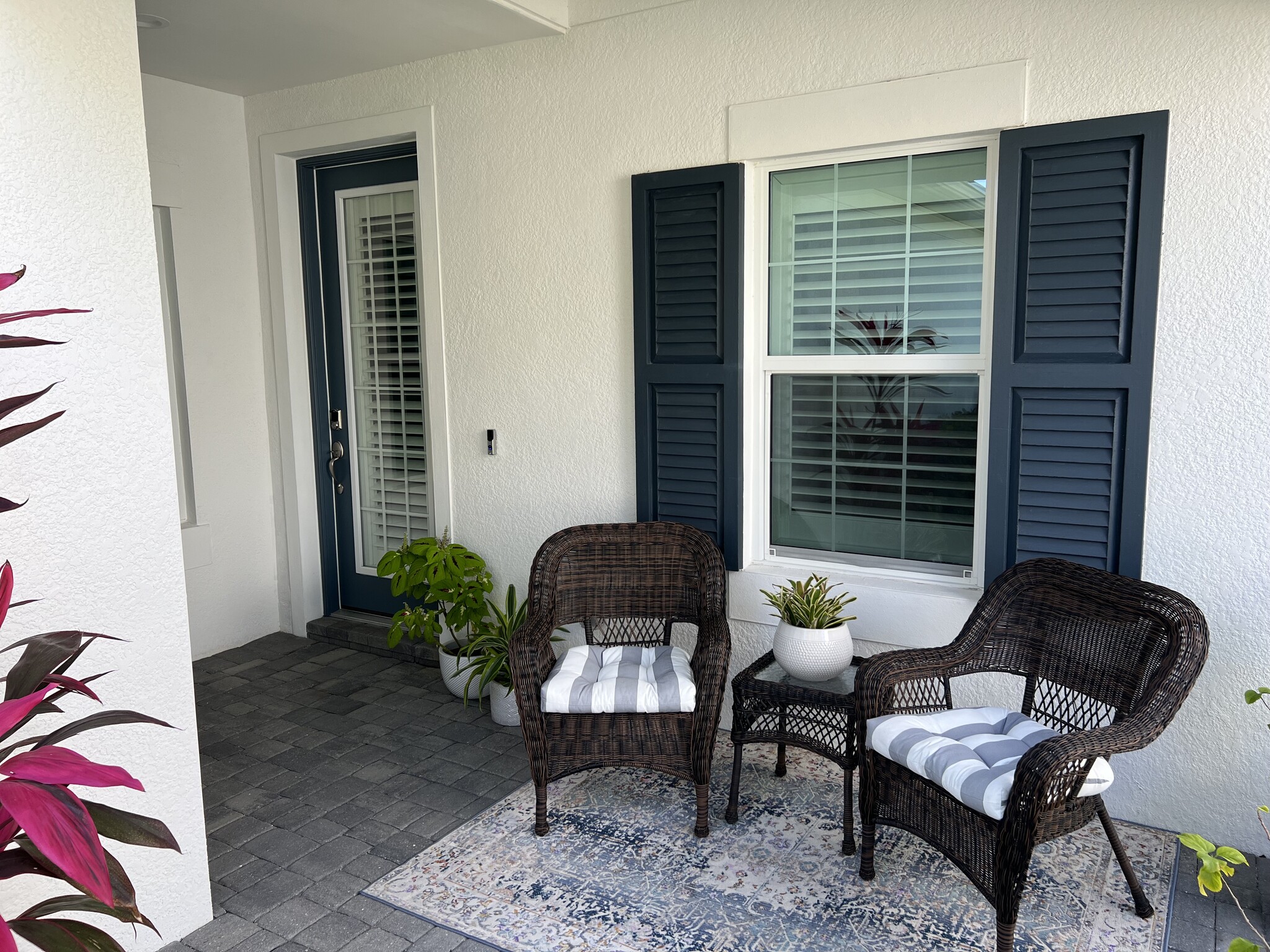 Building Photo - 11639 Solano Dr