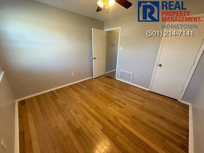 Building Photo - 2503 S 1st St