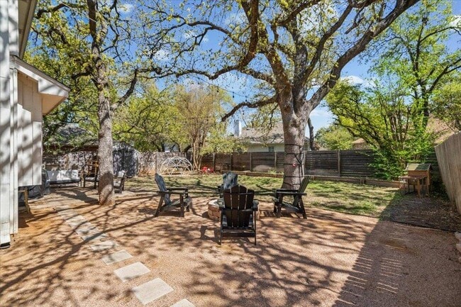 Building Photo - 2712 Big Meadow Dr