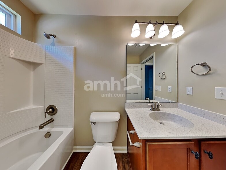 Building Photo - 232 Cameron St