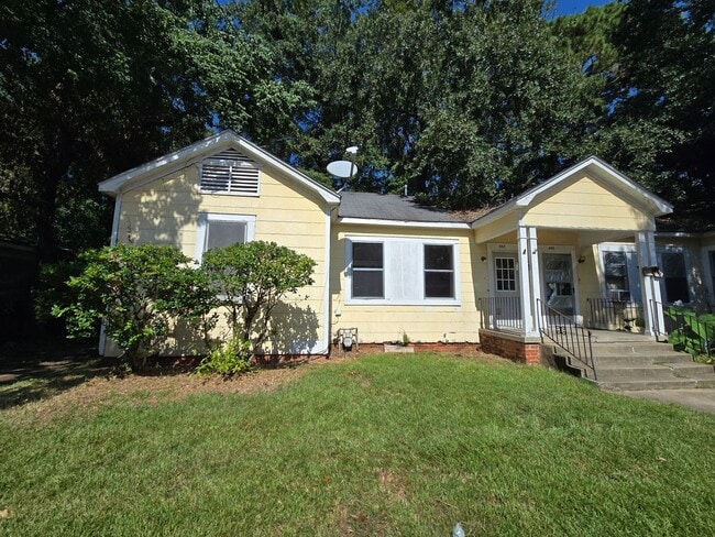 Primary Photo - 607 18th St