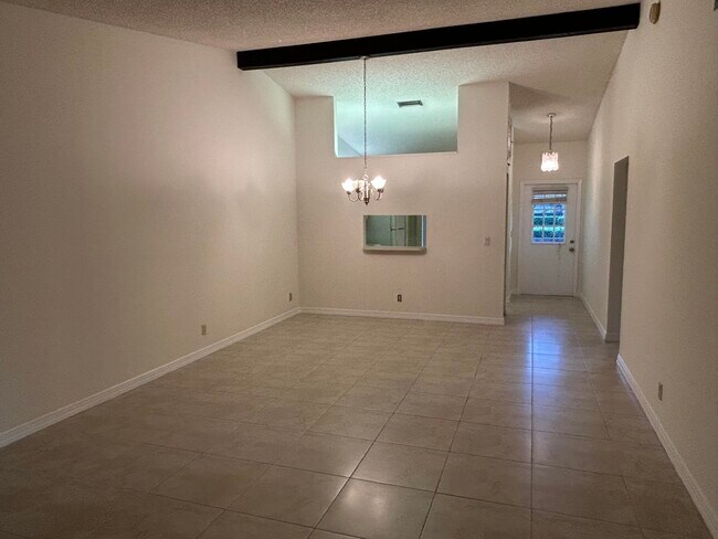 Building Photo - 4864 Sable Pine Cir