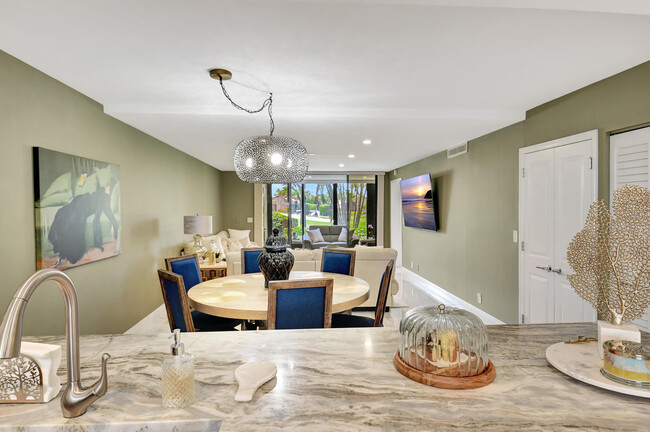 Building Photo - 15878 Loch Maree Ln