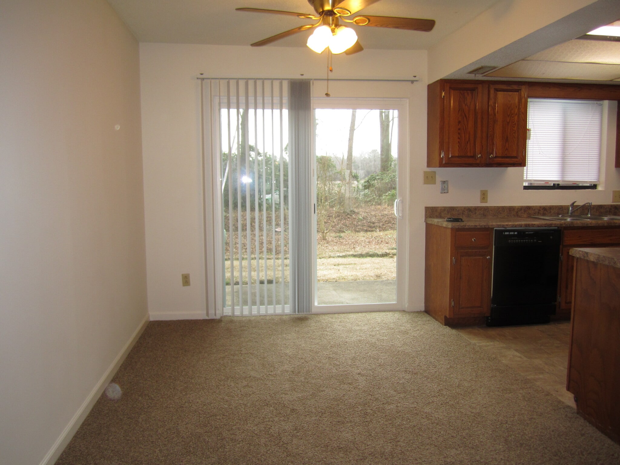 Building Photo - 1804 Stephens St