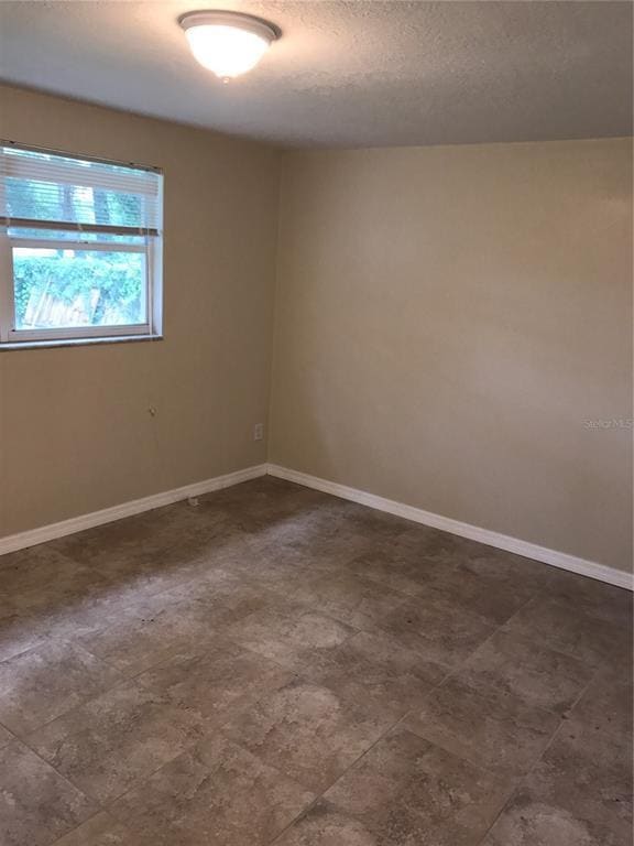 Building Photo - 906 Homewood Dr