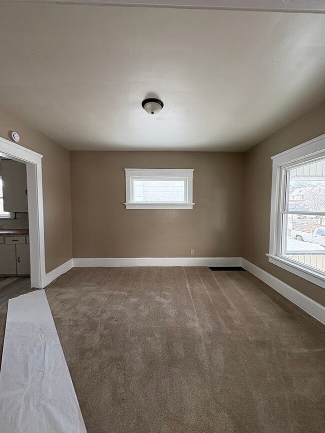 Building Photo - 907 Maryland Ave SW