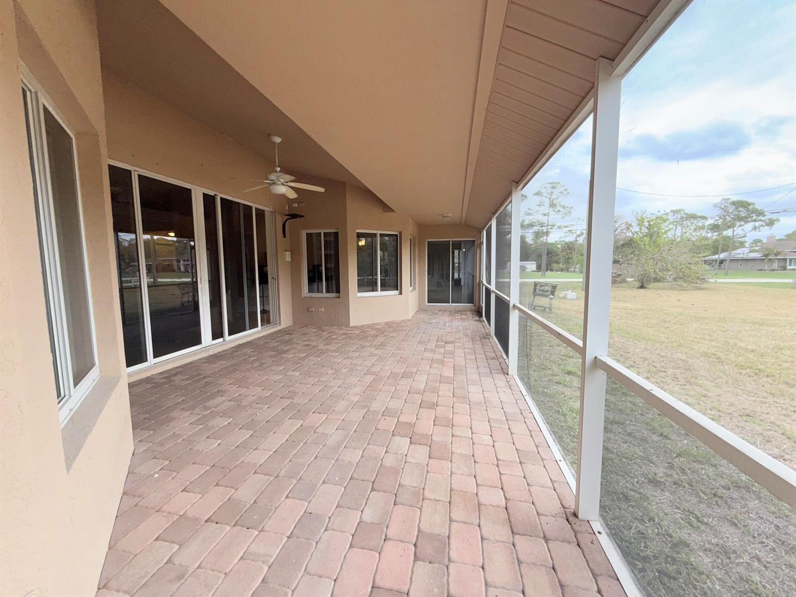 Building Photo - 7534 Coconut Blvd