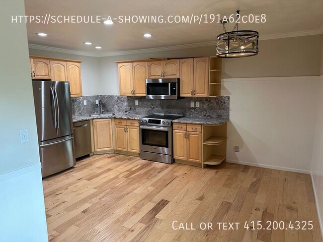 Primary Photo - Charming 2-Bedroom Condo in the Heart of C...