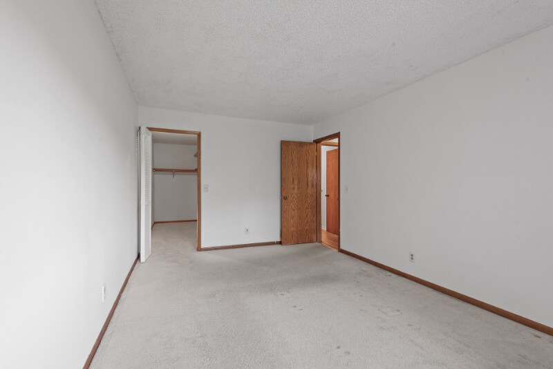 Building Photo - 797 Parkside Dr