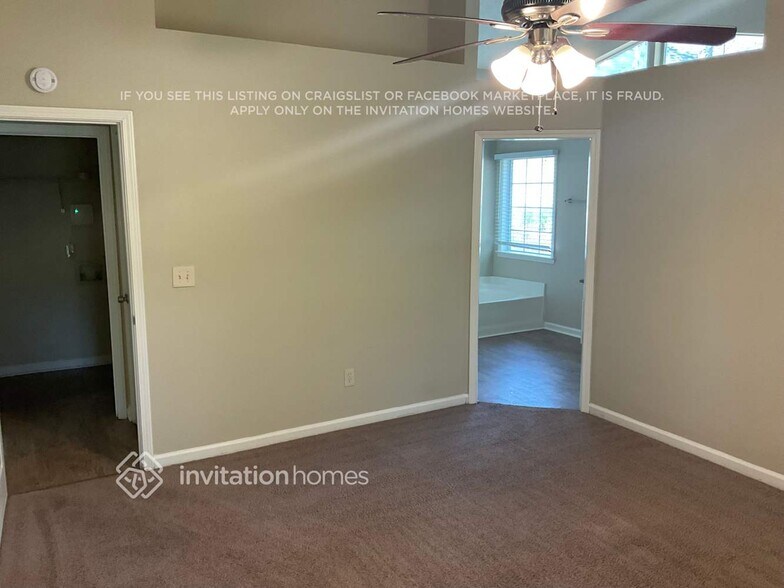 Building Photo - 1639 Crestfield Ln NW