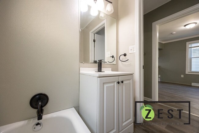 Building Photo - OPEN HOUSE 1/22! 2PM-2:30PM! Beautiful house!!!!