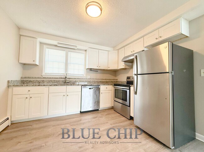 Interior Photo - 1 -7 Meisner