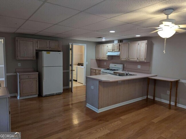 Building Photo - 1785 Brambletts Walk