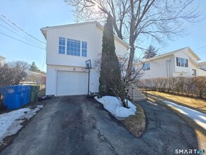 Building Photo - 15 Mc Donald Ave