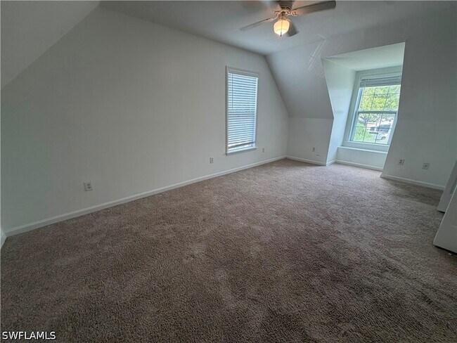 Building Photo - 250 Leawood Cir