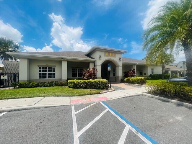 Building Photo - 6562 S Goldenrod Rd